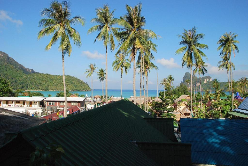 October Hostel Kepulauan Phi Phi Bagian luar foto